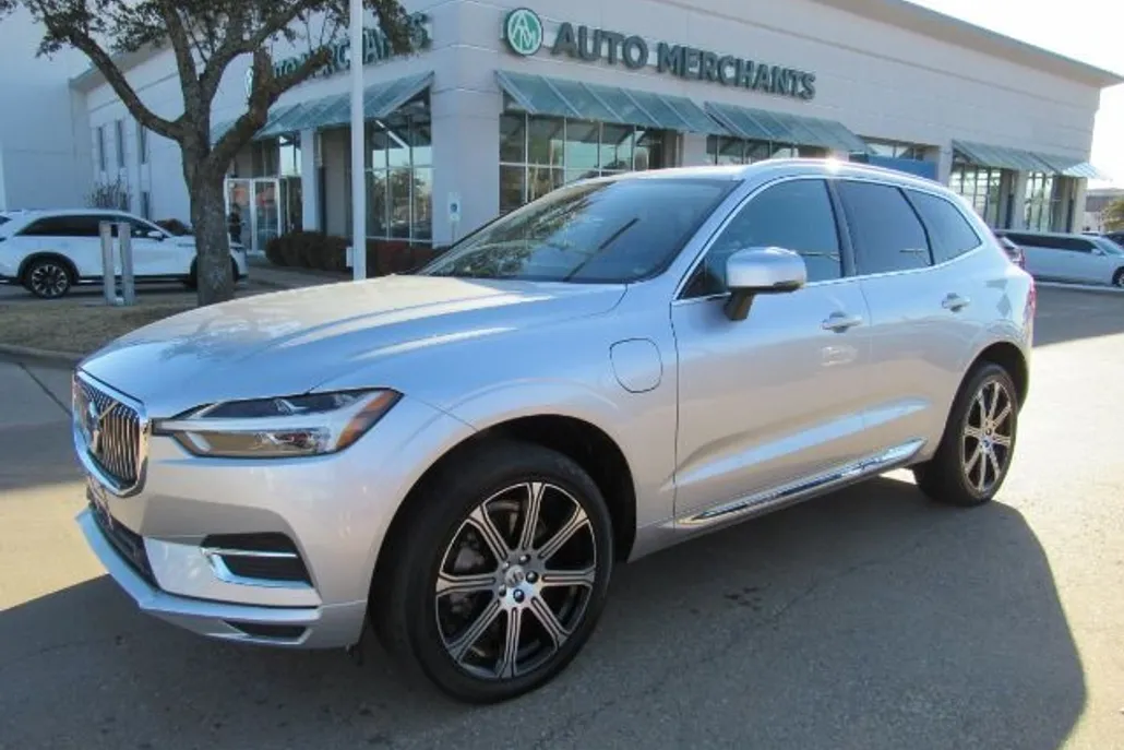 2020 Volvo XC60 Hybrid T8 Inscription photo 1