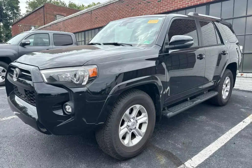 2021 Toyota 4Runner SR5 Premium photo 1