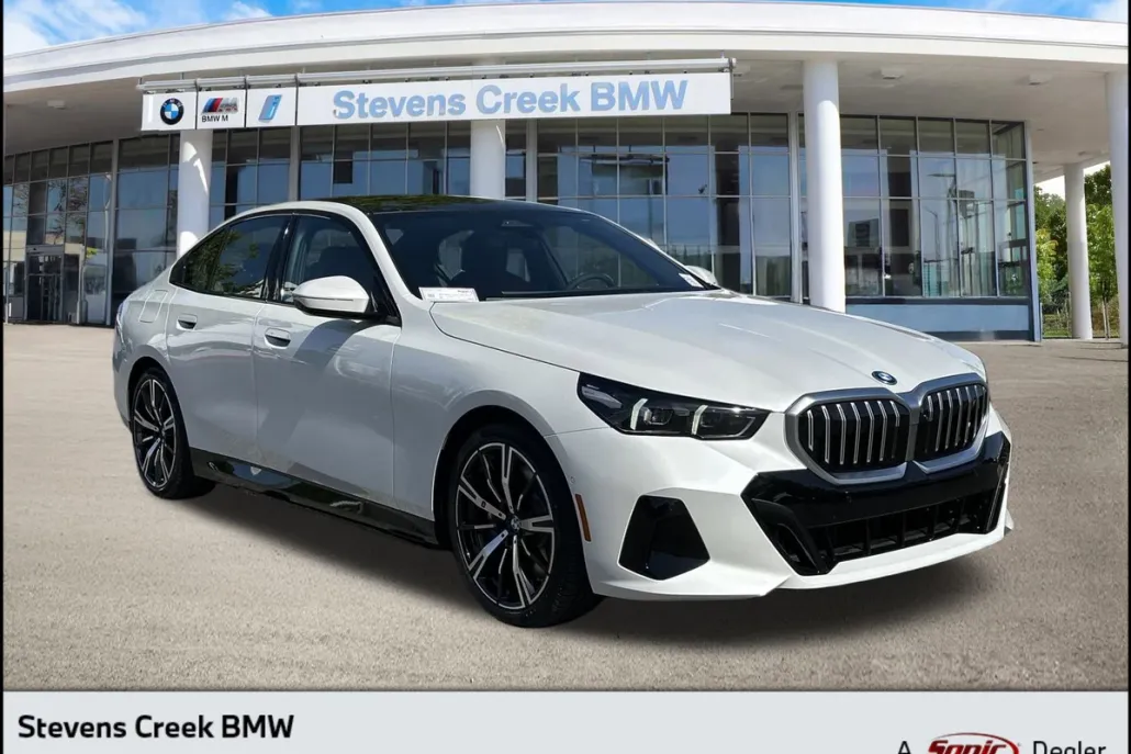 2026 Bmw 550e 550e xDrive photo 1
