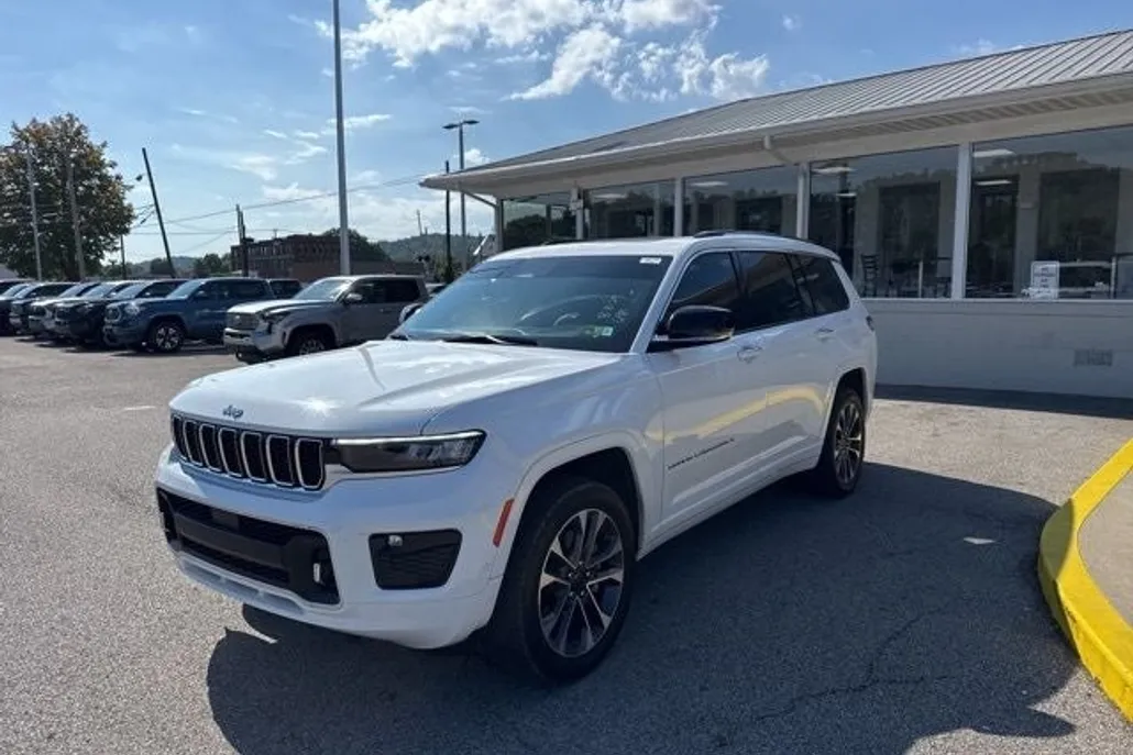 2021 Jeep Grand Cherokee Overland photo 1