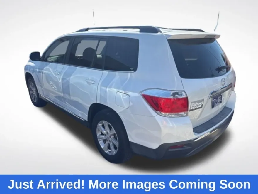 2013 Toyota Highlander Base Hybrid photo 1