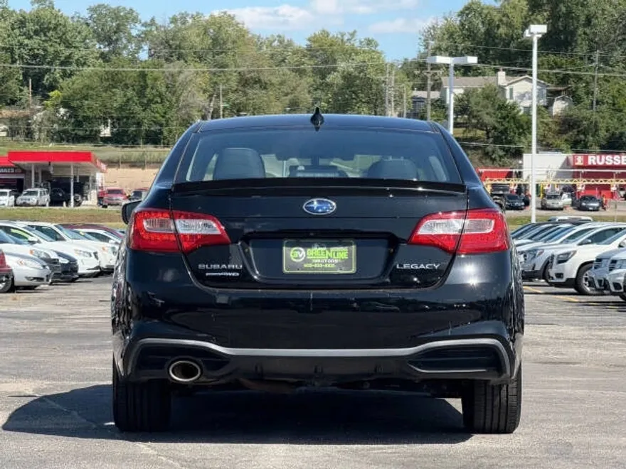 2019 Subaru Legacy 2.5i Sport photo 1