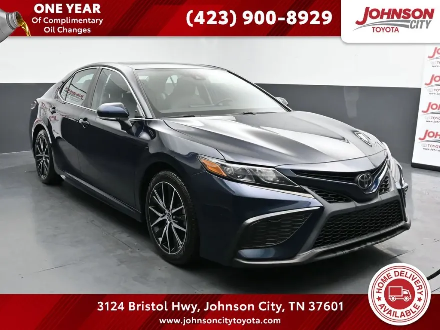 2021 Toyota Camry SE photo 1
