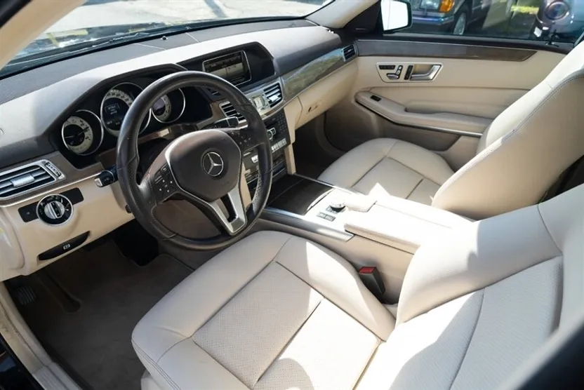2014 Mercedes Benz E 350 photo 1