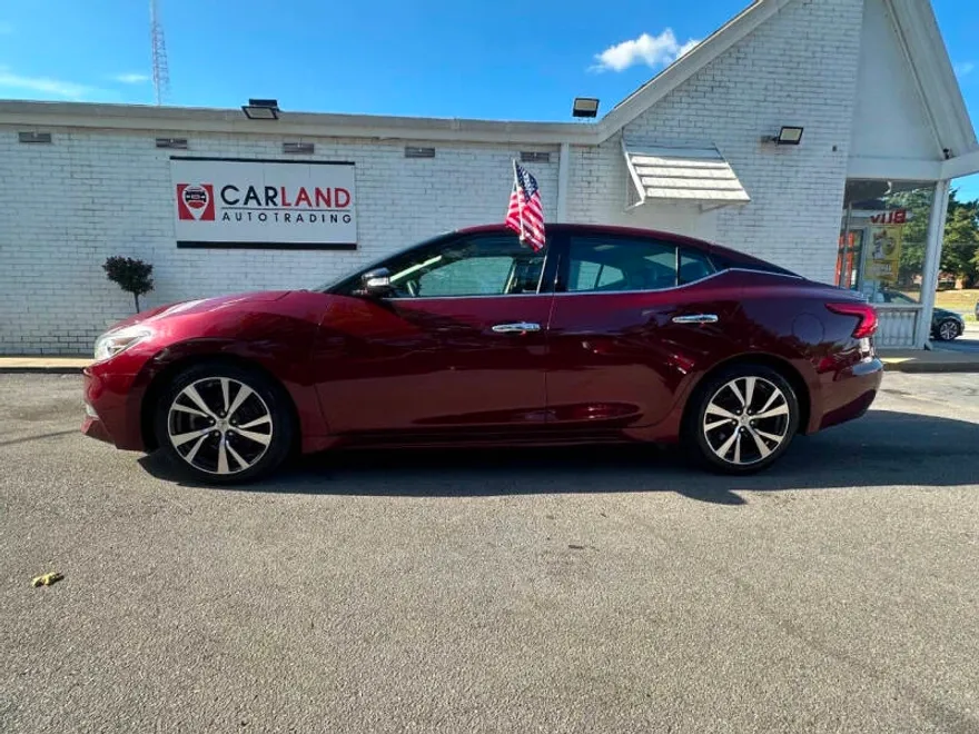 2017 Nissan Maxima SL photo 1