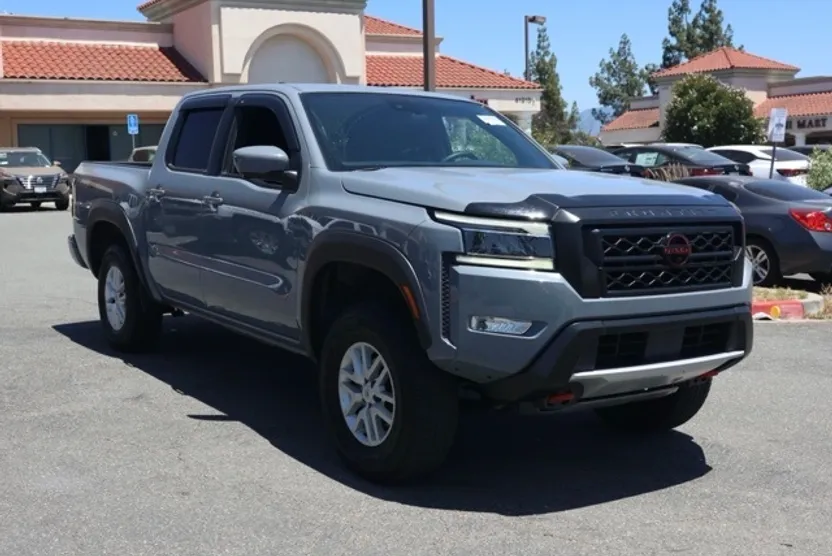 2023 Nissan Frontier PRO-4X photo 1