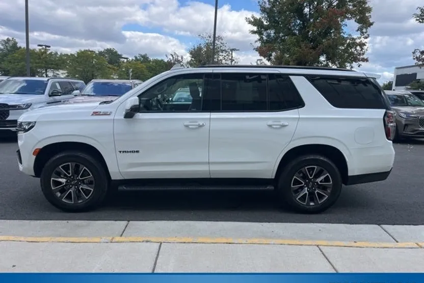 2021 Chevrolet Tahoe Z71 photo 1
