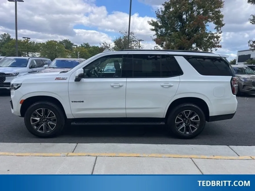 2021 Chevrolet Tahoe Z71 photo 1