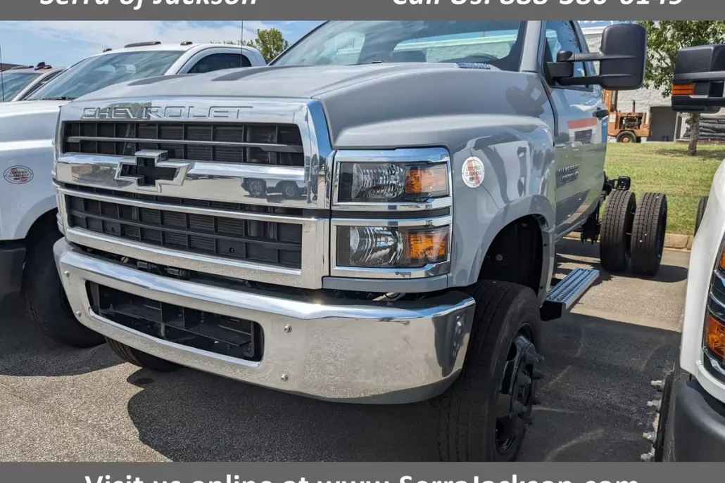 2024 Chevrolet Silverado 5500HD Work Truck photo 1