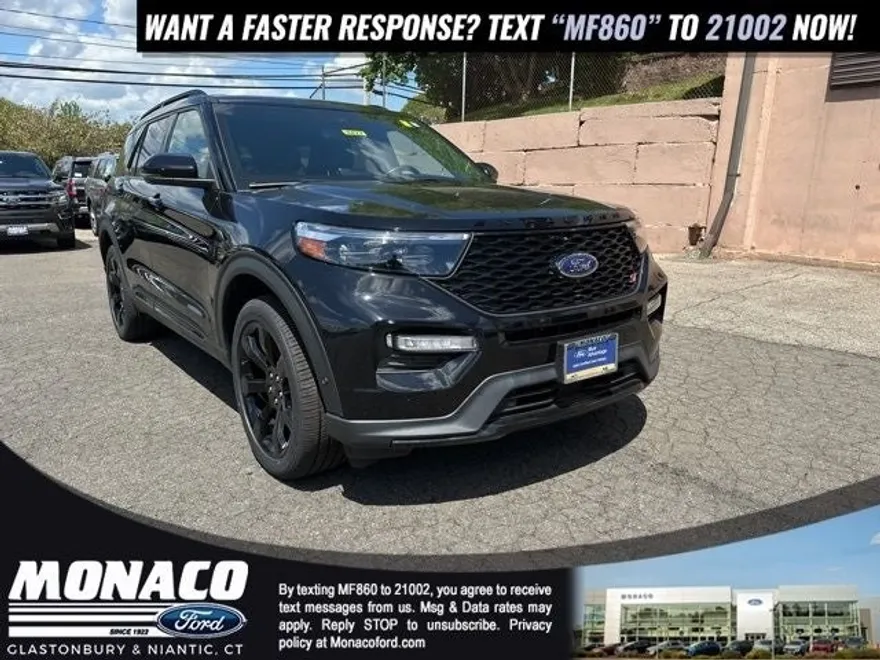 2022 Ford Explorer ST photo 1
