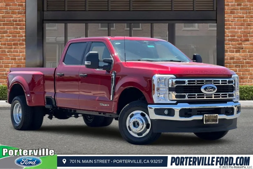 2025 Ford F-350 XLT photo 1