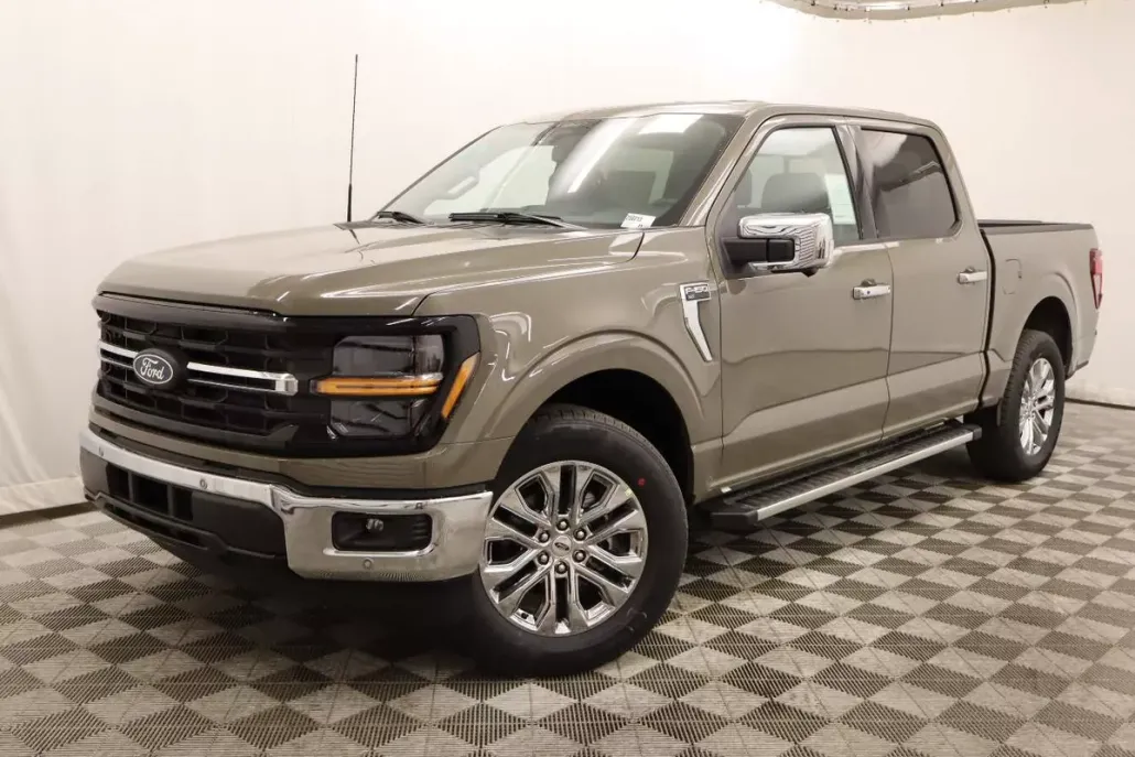 2025 Ford F-150 XLT photo 1