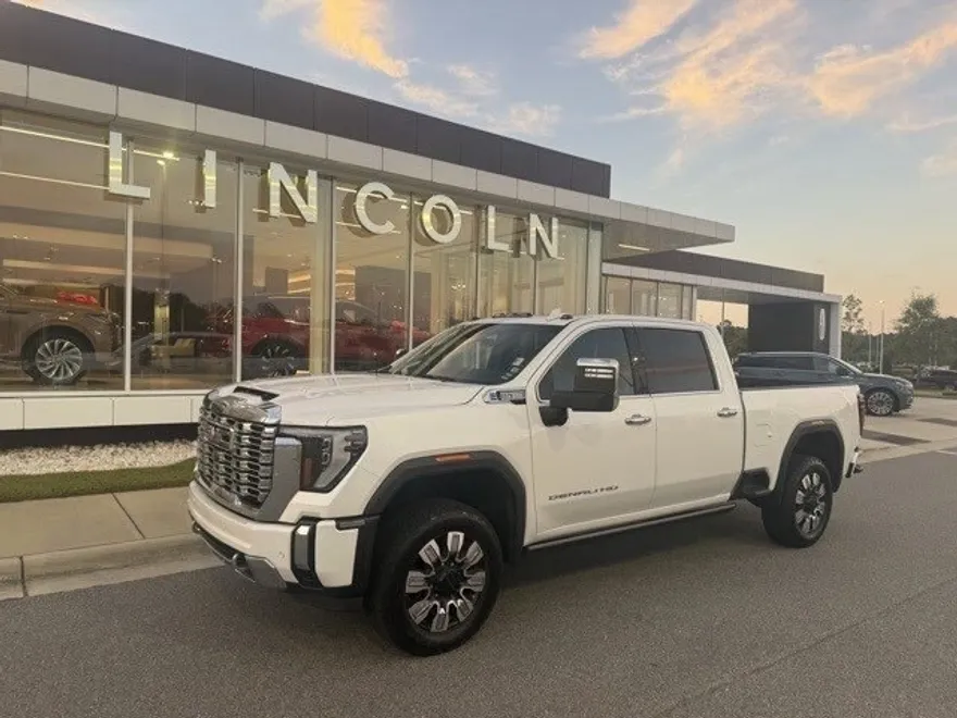 2024 Gmc Sierra HD Denali photo 1