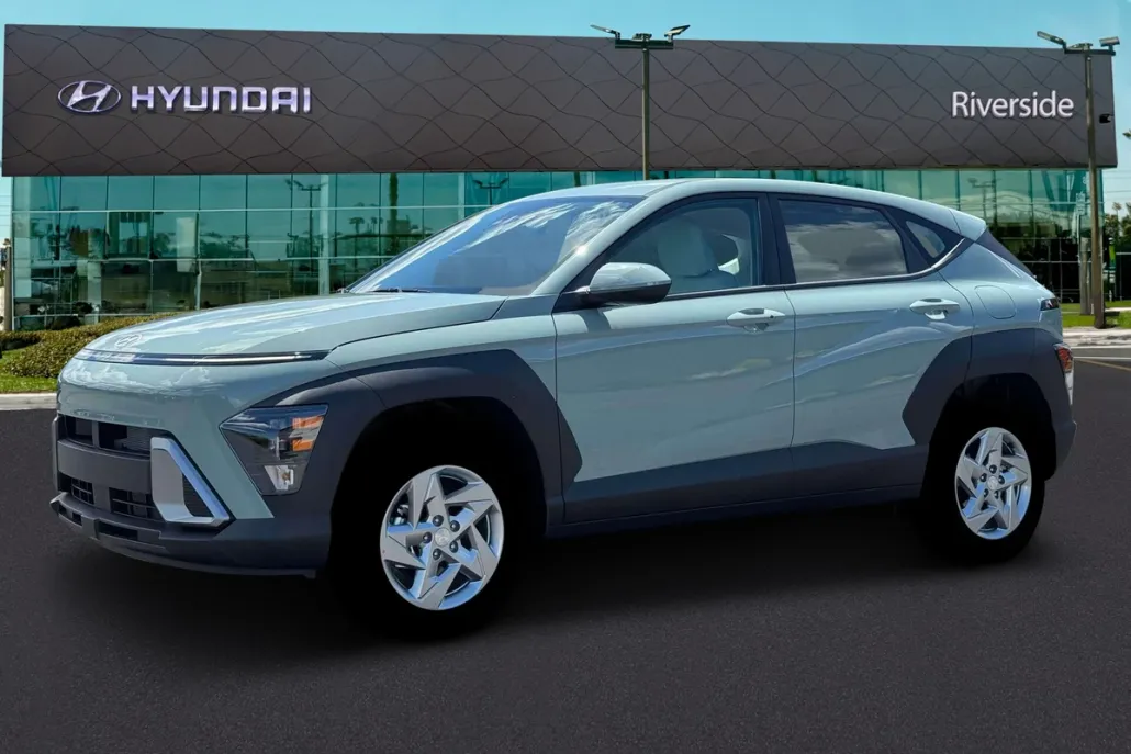 2026 Hyundai Kona SE photo 1