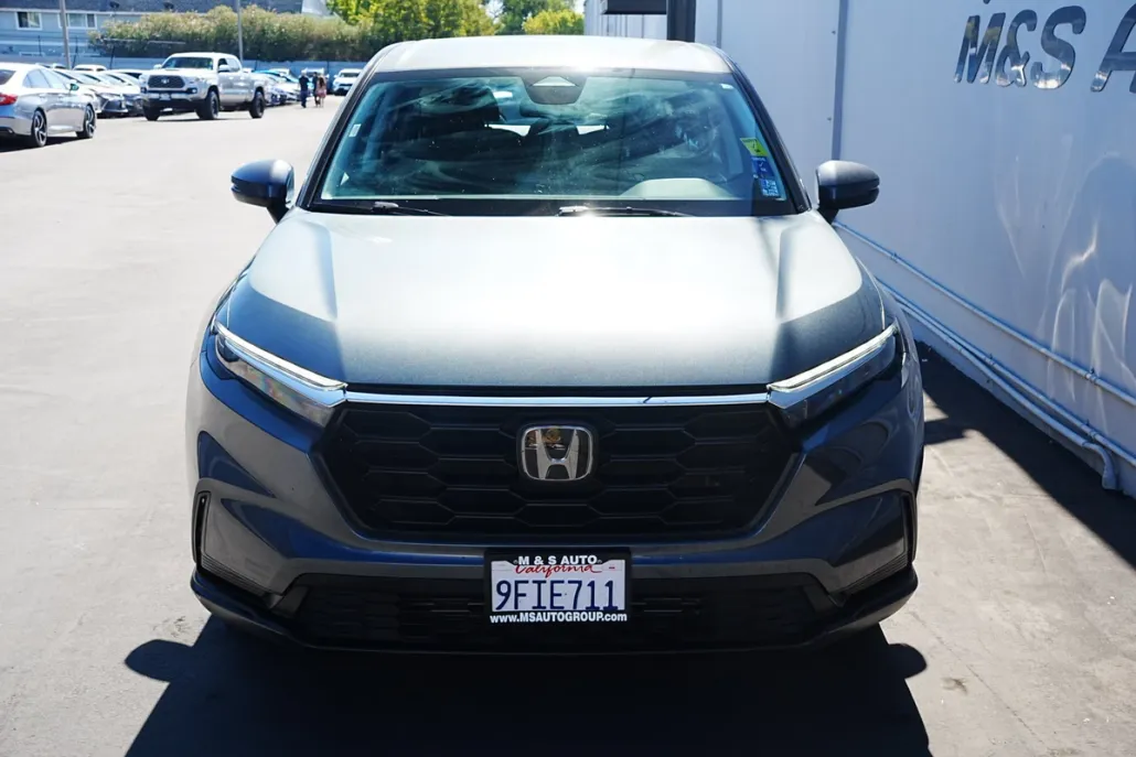 2023 Honda CR-V LX photo 1