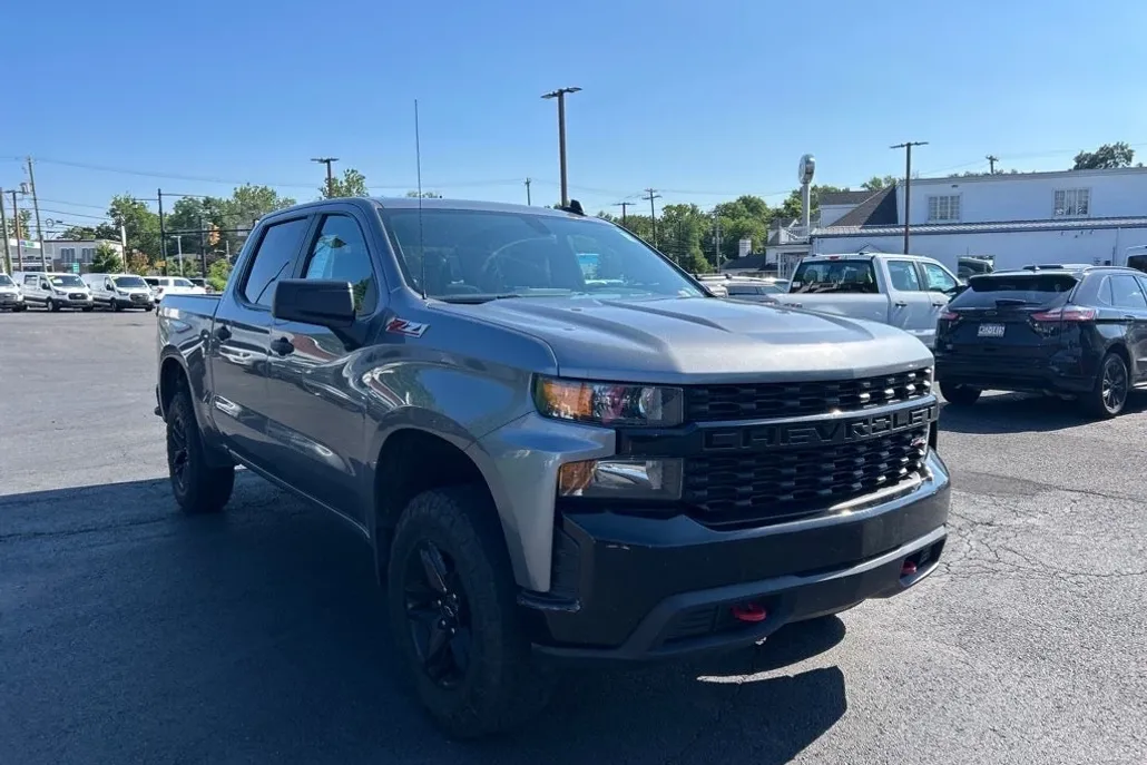 2021 Chevrolet Silverado 1500 Custom Trail Boss photo 1