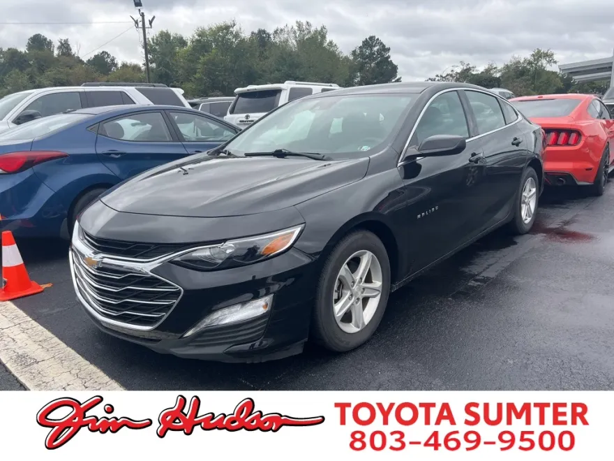 2023 Chevrolet Malibu 1LT photo 1