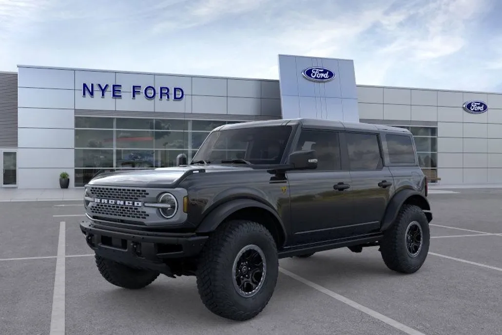 2025 Ford Bronco Badlands photo 1