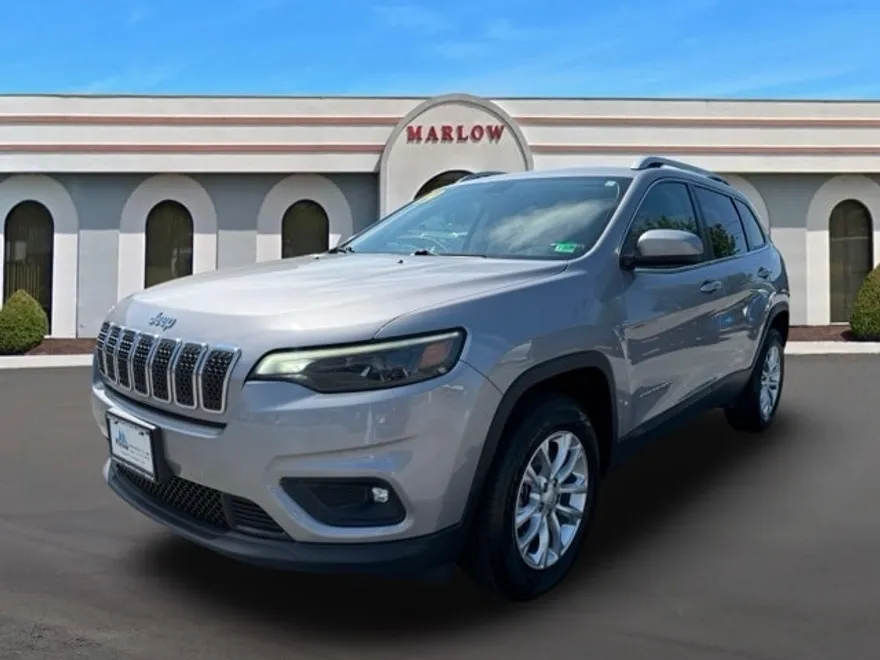 2019 Jeep Cherokee Latitude photo 1