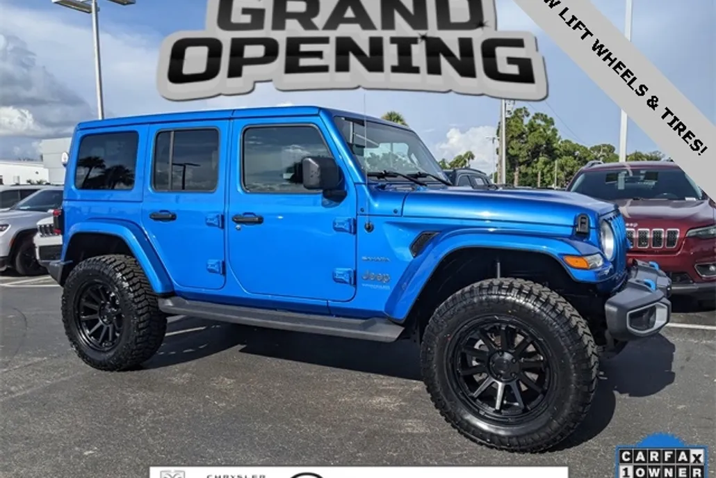 2022 Jeep Wrangler Unlimited Sahara 4xe photo 1