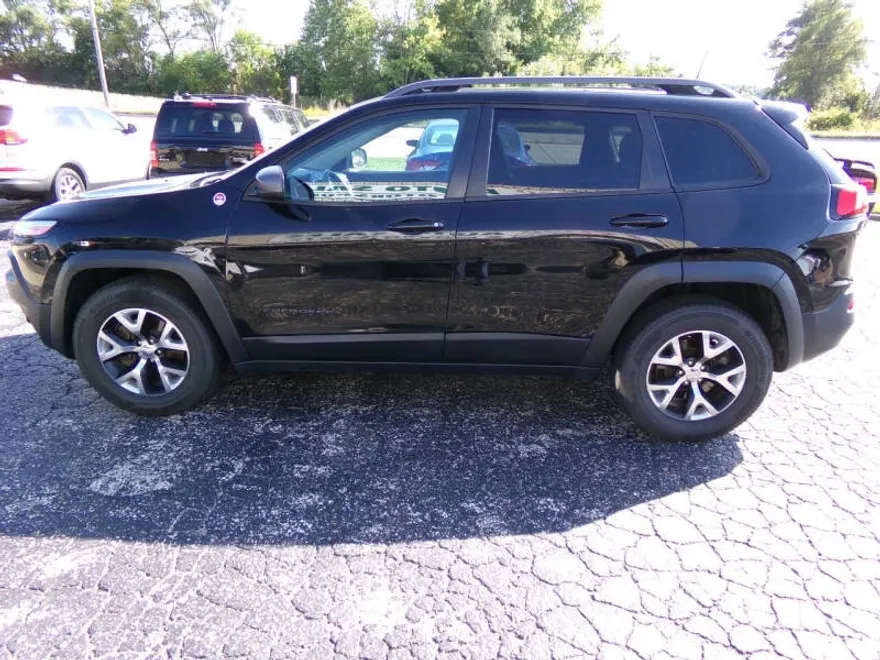 2017 Jeep Cherokee Trailhawk photo 1
