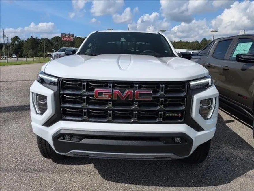 2025 Gmc Canyon AT4 photo 1