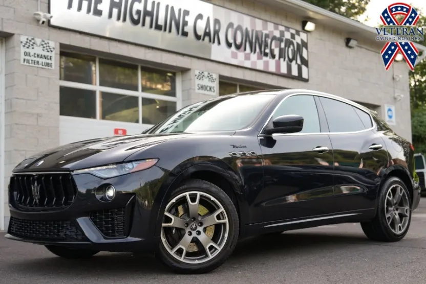 2023 Maserati Levante Modena S photo 1