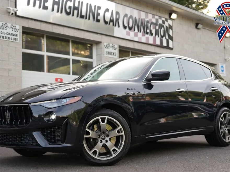 2023 Maserati Levante Modena S photo 1