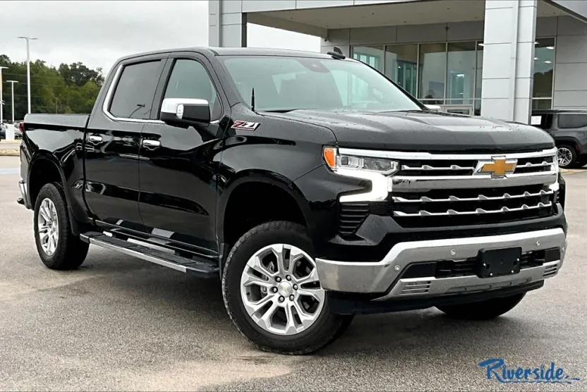 2024 Chevrolet Silverado 1500 LTZ photo 1