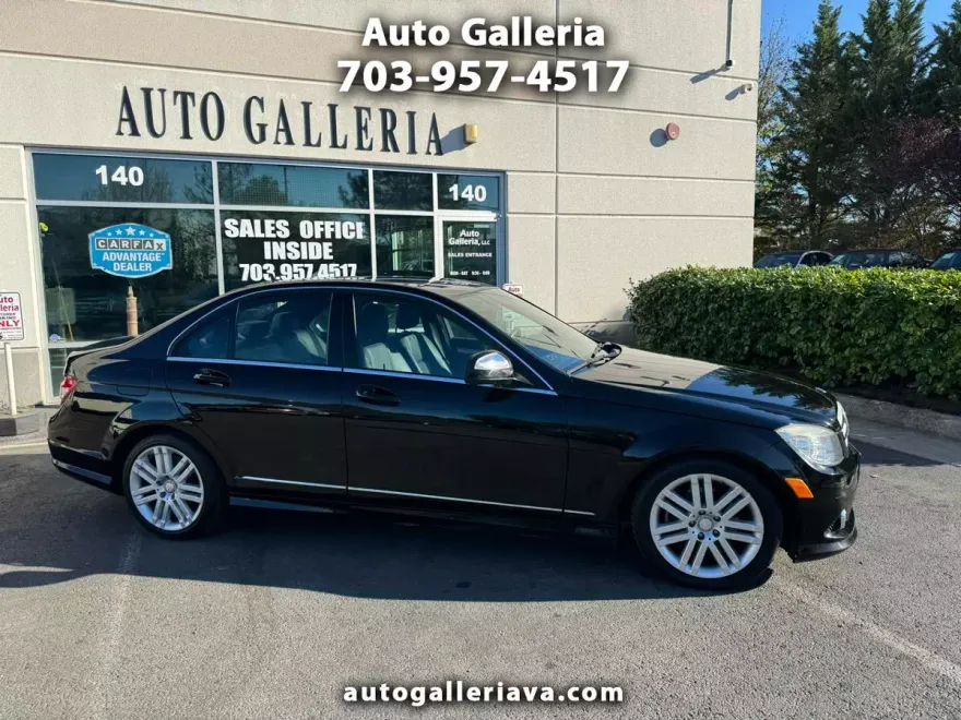 2009 Mercedes Benz C 300 4MATIC Luxury Sedan photo 1