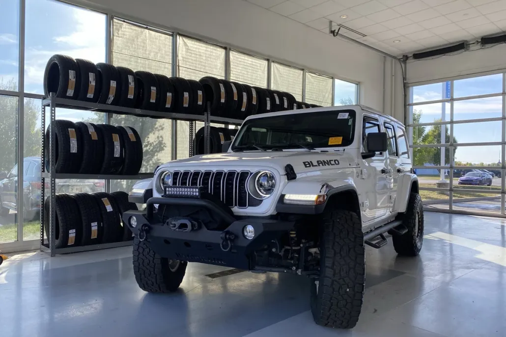 2024 Jeep Wrangler Sahara photo 1