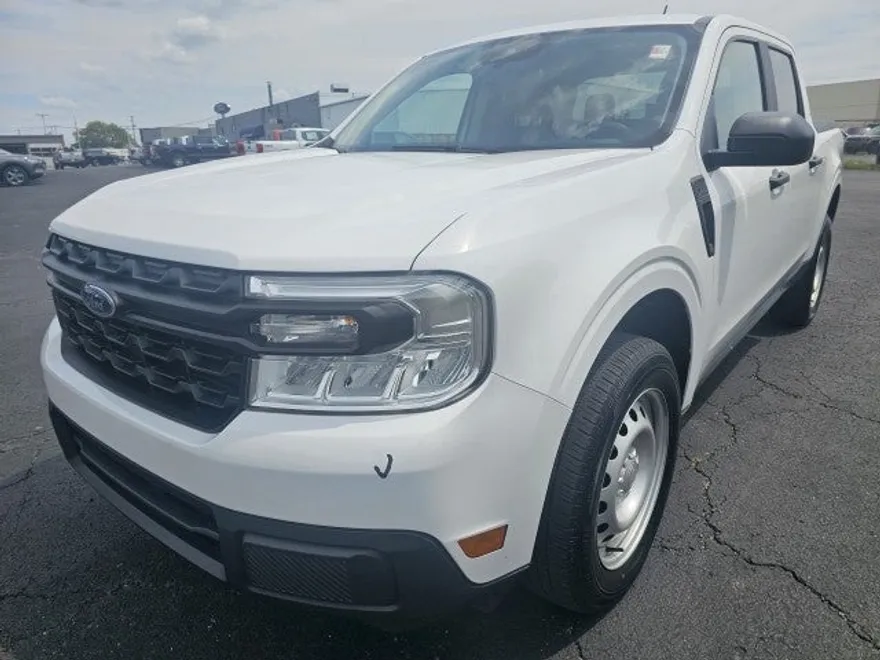 2022 Ford Maverick XL photo 1