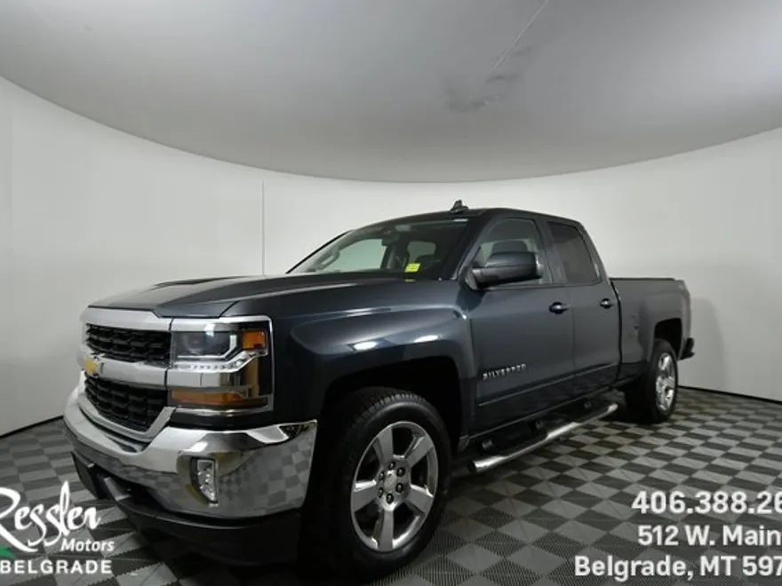 2017 Chevrolet Silverado 1500 LT photo 1