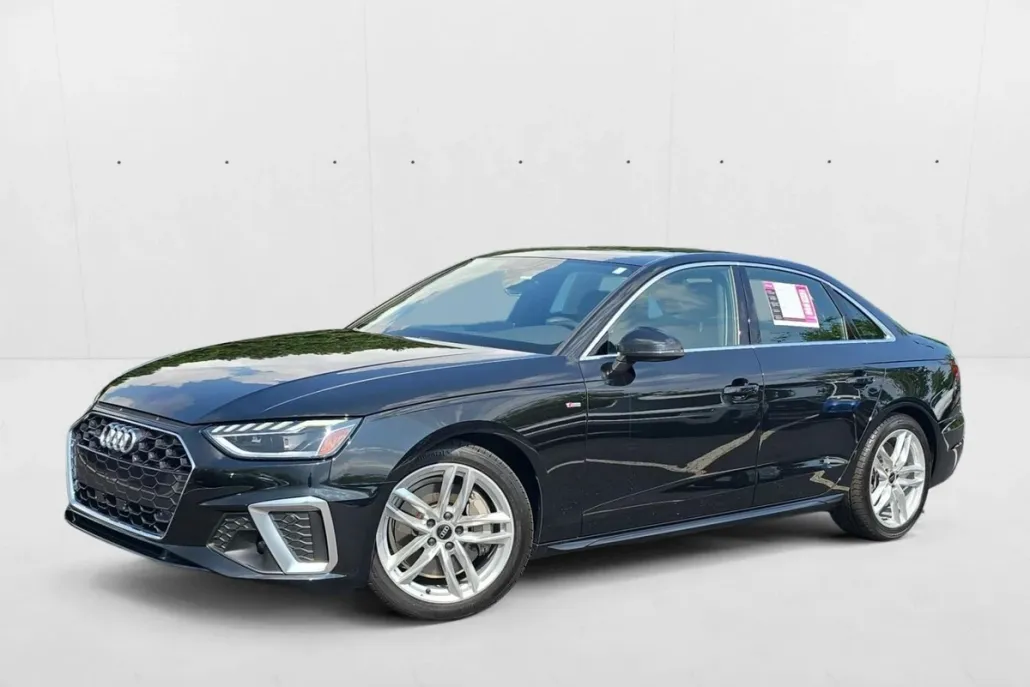 2024 Audi A4 S line Premium Plus photo 1
