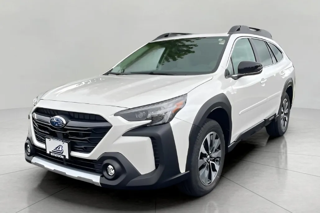 2025 Subaru Outback Limited photo 1