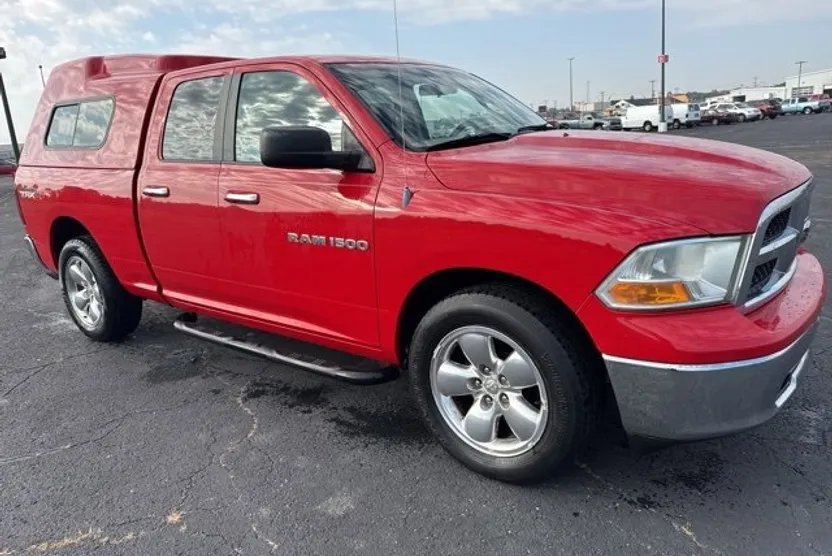 2011 Ram 1500 SLT photo 1