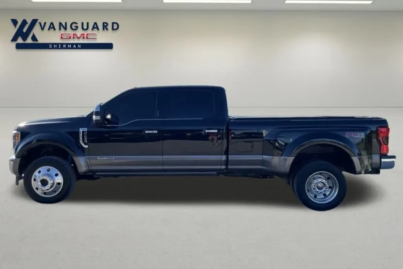 2019 Ford F-450 King Ranch photo 1