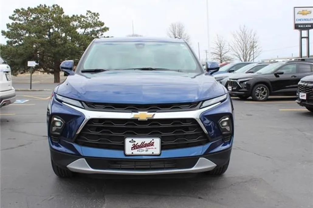 2023 Chevrolet Blazer 2LT photo 1