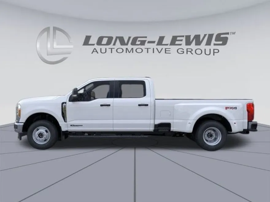 2026 Ford F-350 photo 1