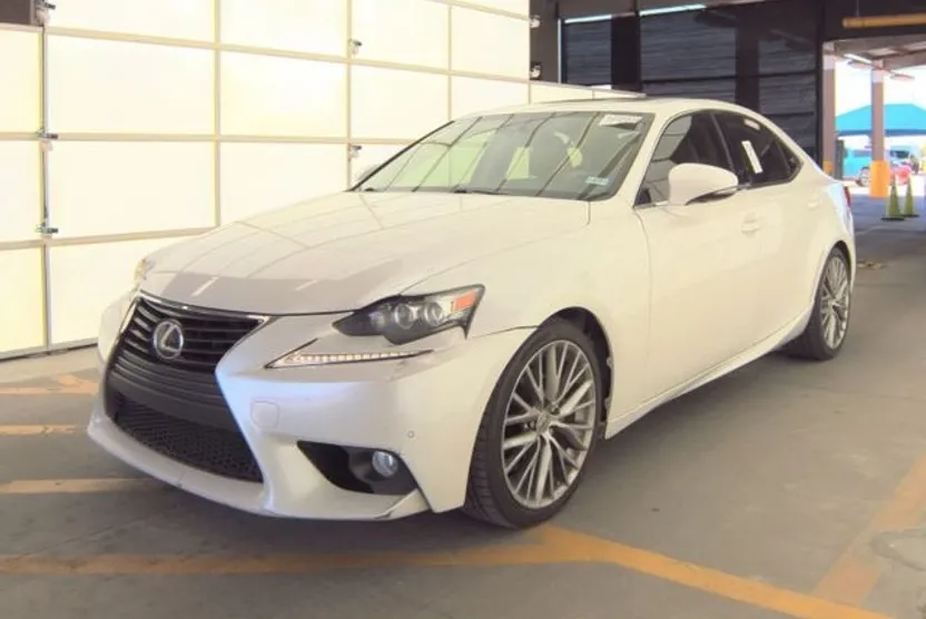 2014 Lexus IS 250 photo 1