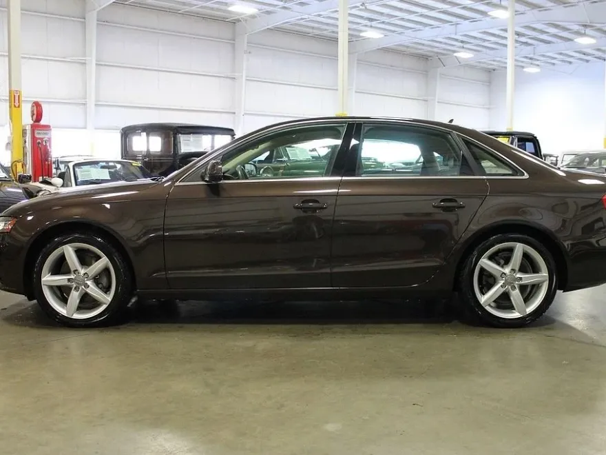 2011 Audi A4 Quattro Premium Plus photo 1
