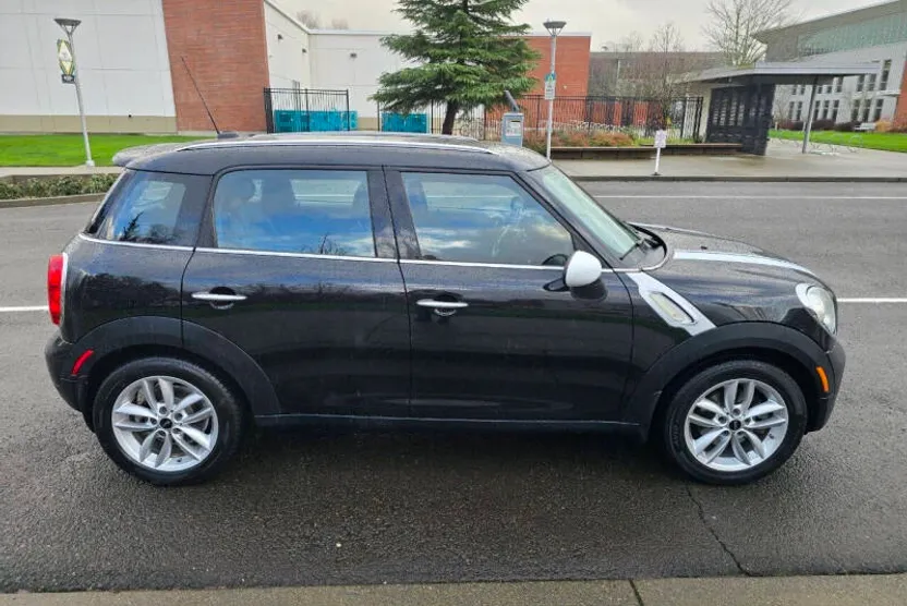2013 Mini Countryman photo 1