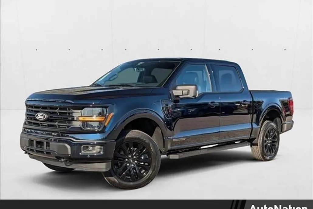 2025 Ford F-150 XLT photo 1