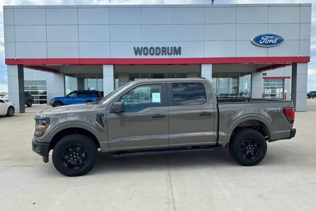 2025 Ford F-150 STX photo 1