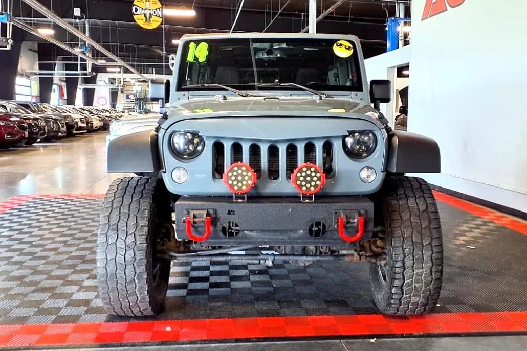2014 Jeep Wrangler Unlimited Sport photo 1