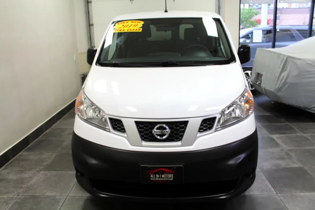 2019 Nissan NV200 S photo 1