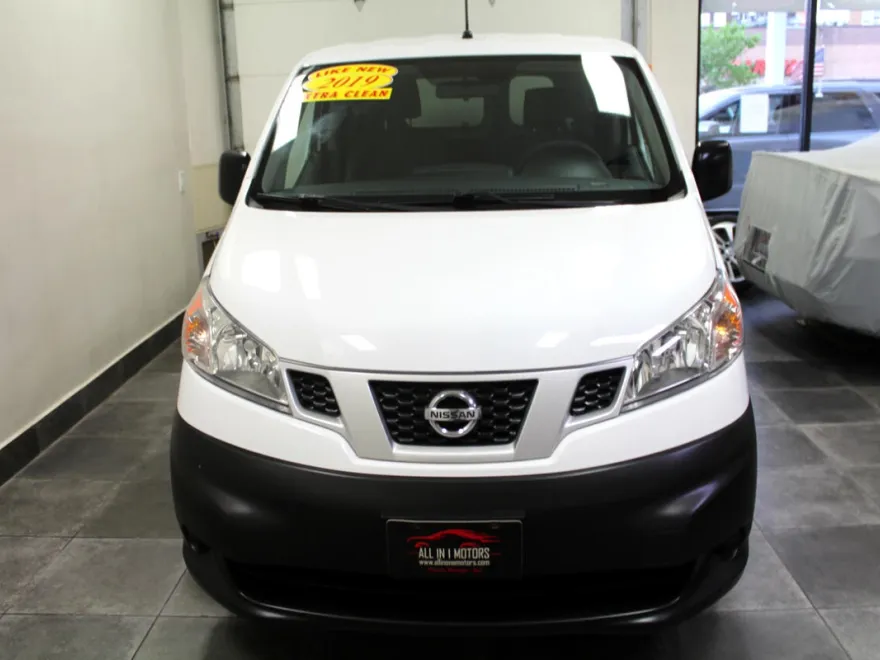 2019 Nissan NV200 S photo 1
