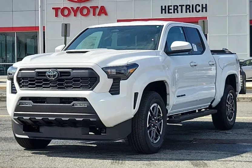 2025 Toyota Tacoma TRD Sport Double Cab photo 1