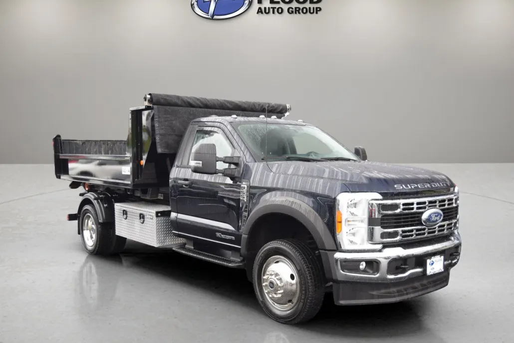 2023 Ford F-550 XL photo 1