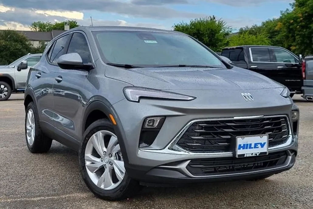 2026 Buick Encore GX Preferred photo 1